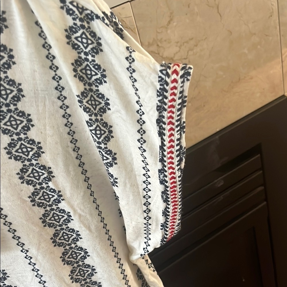 Hem & Thread off white and Blue Tee - Picture 3 of 4